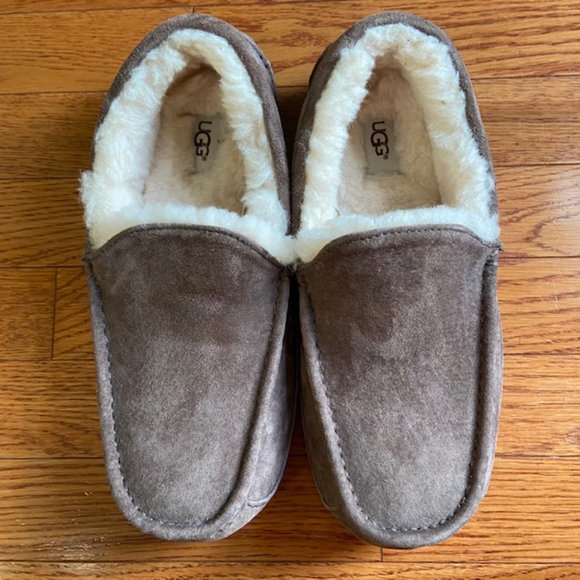 UGG Suede Ascot Slippers in Espresso size 9 - Picture 6 of 6
